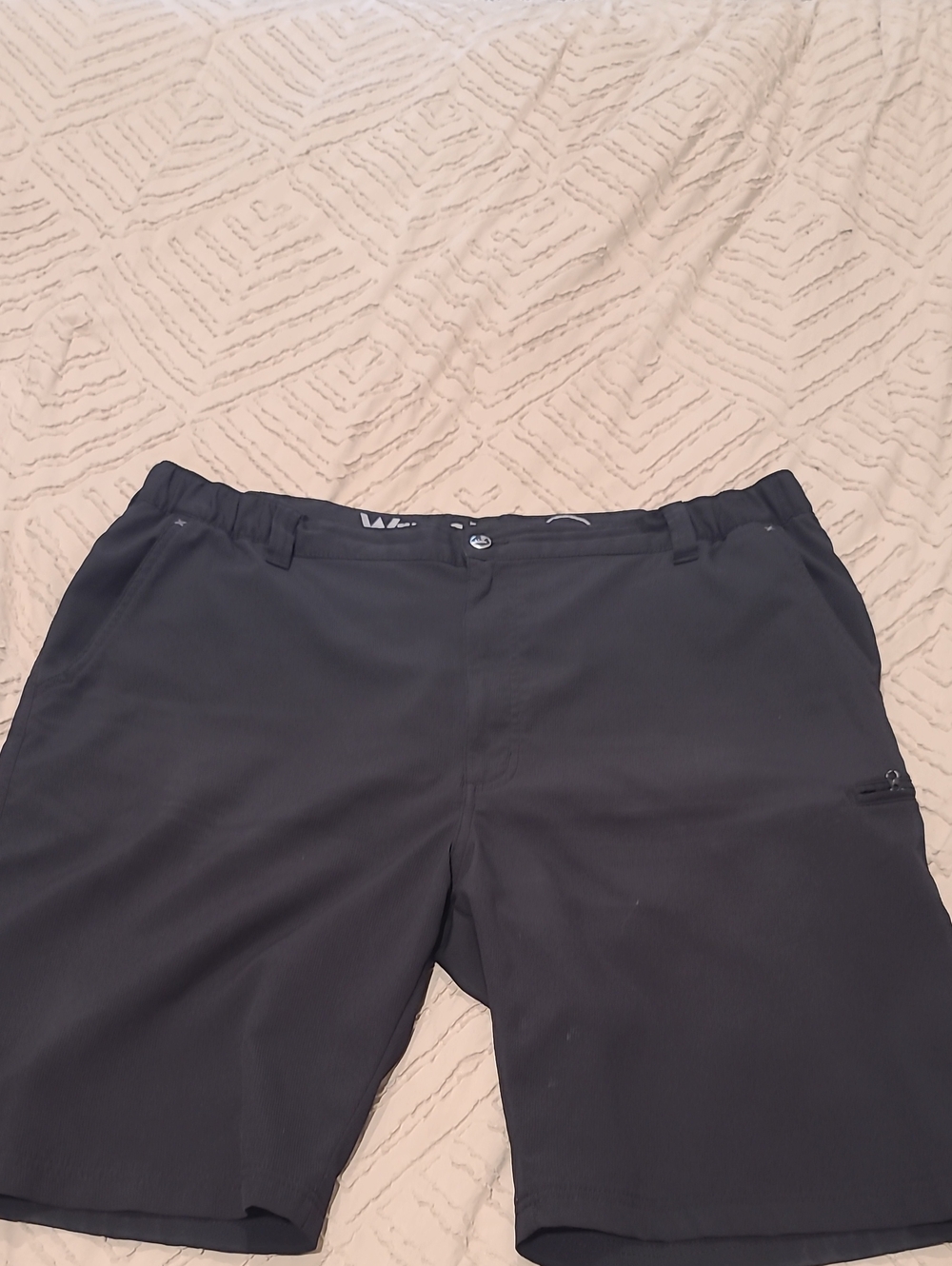 Men's Stretch Performance Shorts - Black. Cl-1